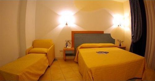 Hotel Club Cala Longa Montauro Ngoại thất bức ảnh